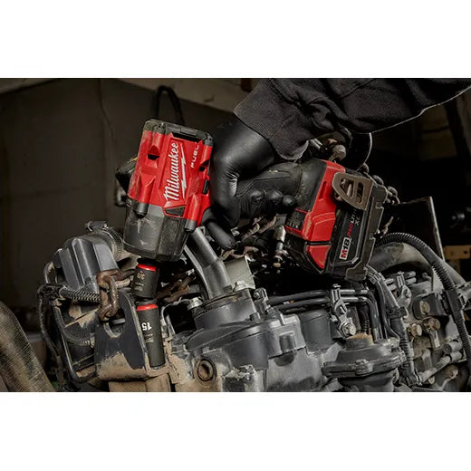 Milwaukee – 2-Piece Professional Auto Owner’s Toolkit